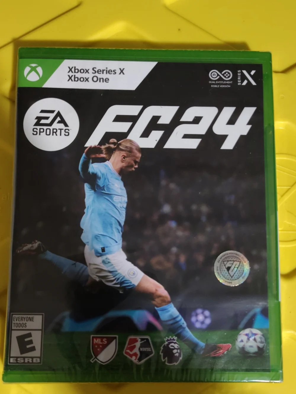 FC 24 Xbox One / Series X - Sealed